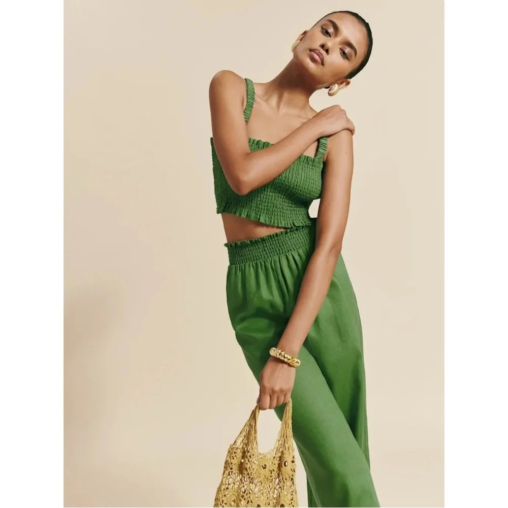 Reformation Vera Linen 2 Piece Set - Green Smocked Top & Matching Cropped Pants